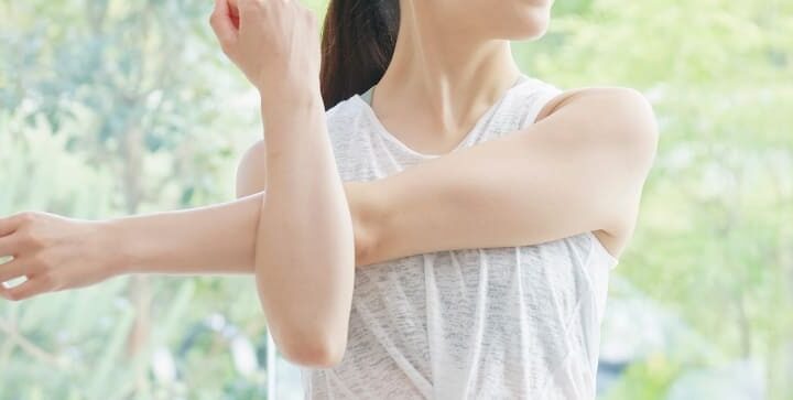 二の腕を引き締める筋トレ方法！セルフ筋トレメニューで二の腕痩せを叶えるポイント紹介