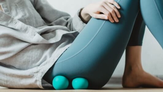 テニスボールを使用した筋膜リリース
